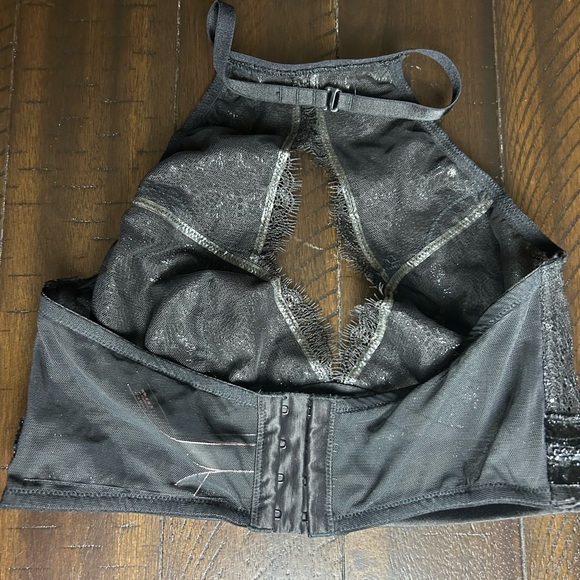 Victoria’s Secret Bralette- Halter Top Style - Picture 5 of 5